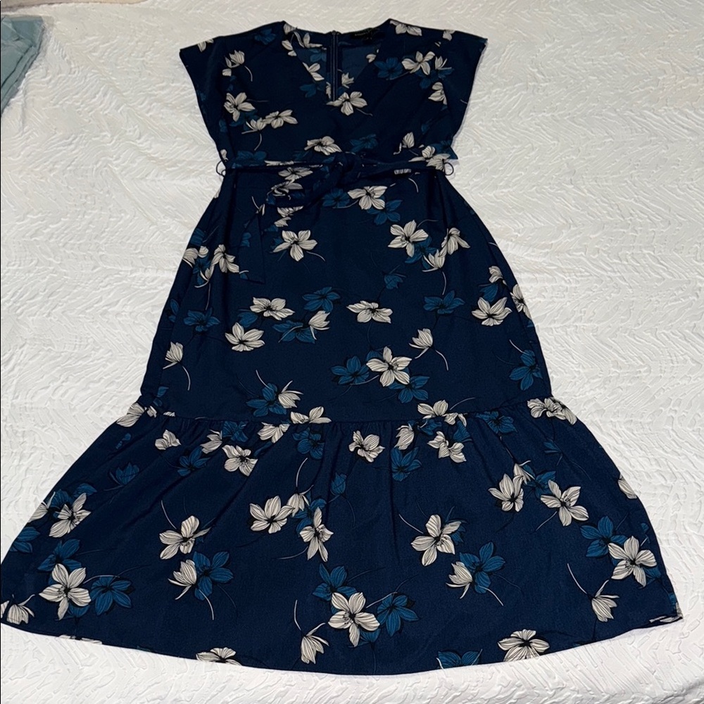Banana Republic Blue Midi Sundress with V-Neck and Short Sleeves